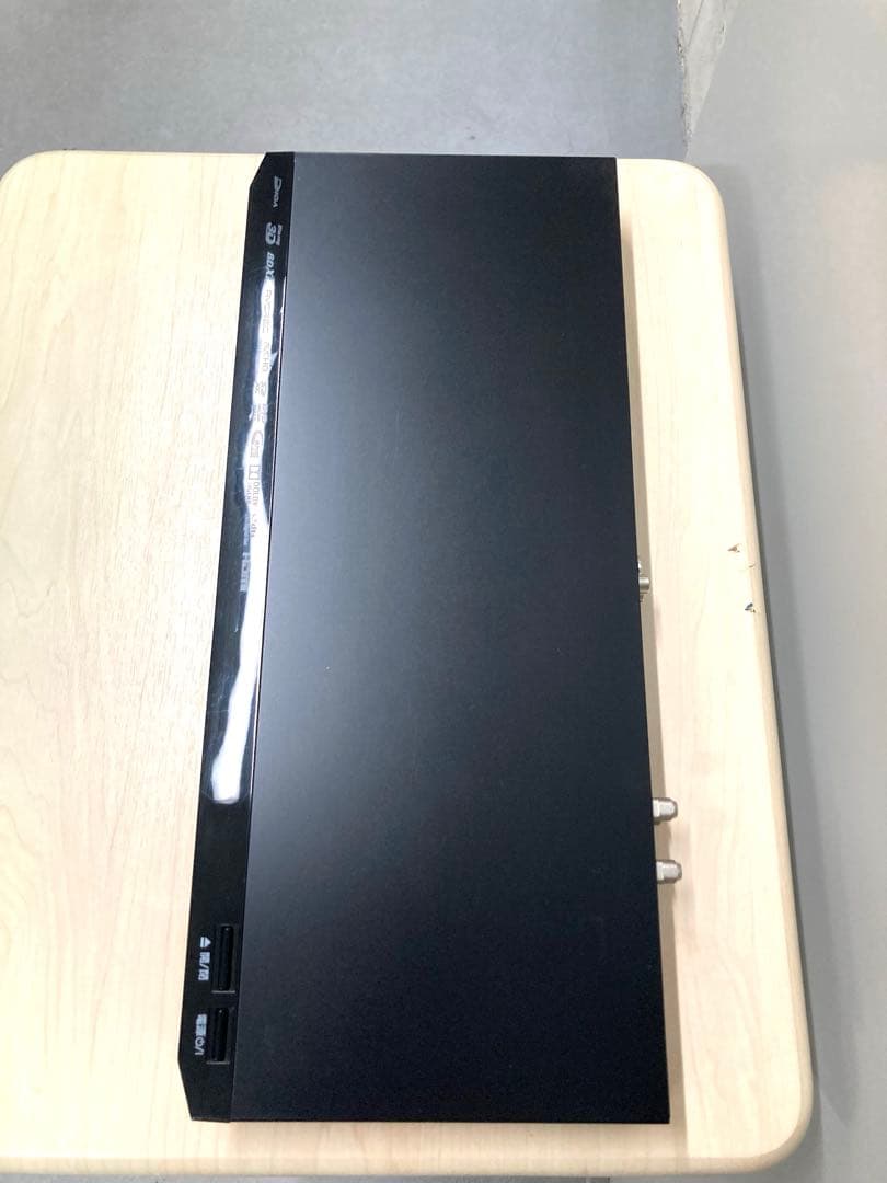 めっちゃ綺麗　1TB リモコンも美品 パナソニック　DMR-BRW 1000