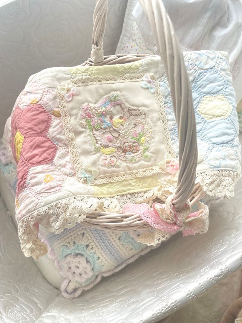 アンティークキルト.ヴィンテージキルト＆刺繍ハンドメイドクロス·͜· ♡