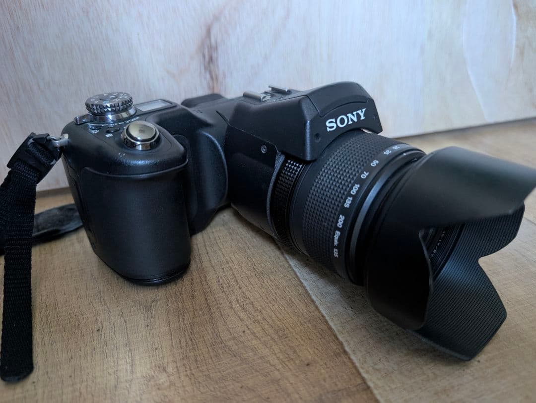 デジタルカメラ Sony Cyber-shot DSC-F828