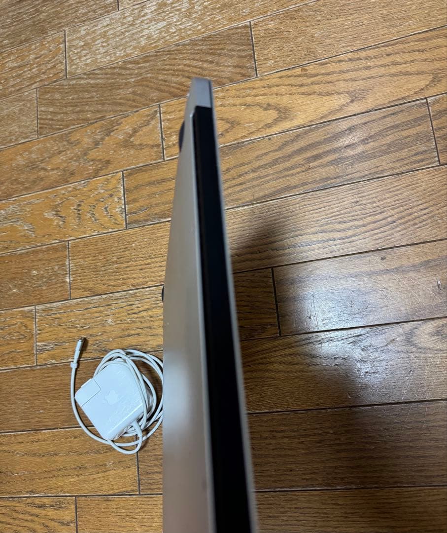 MacBook Air (2017) 本体 充電器付き