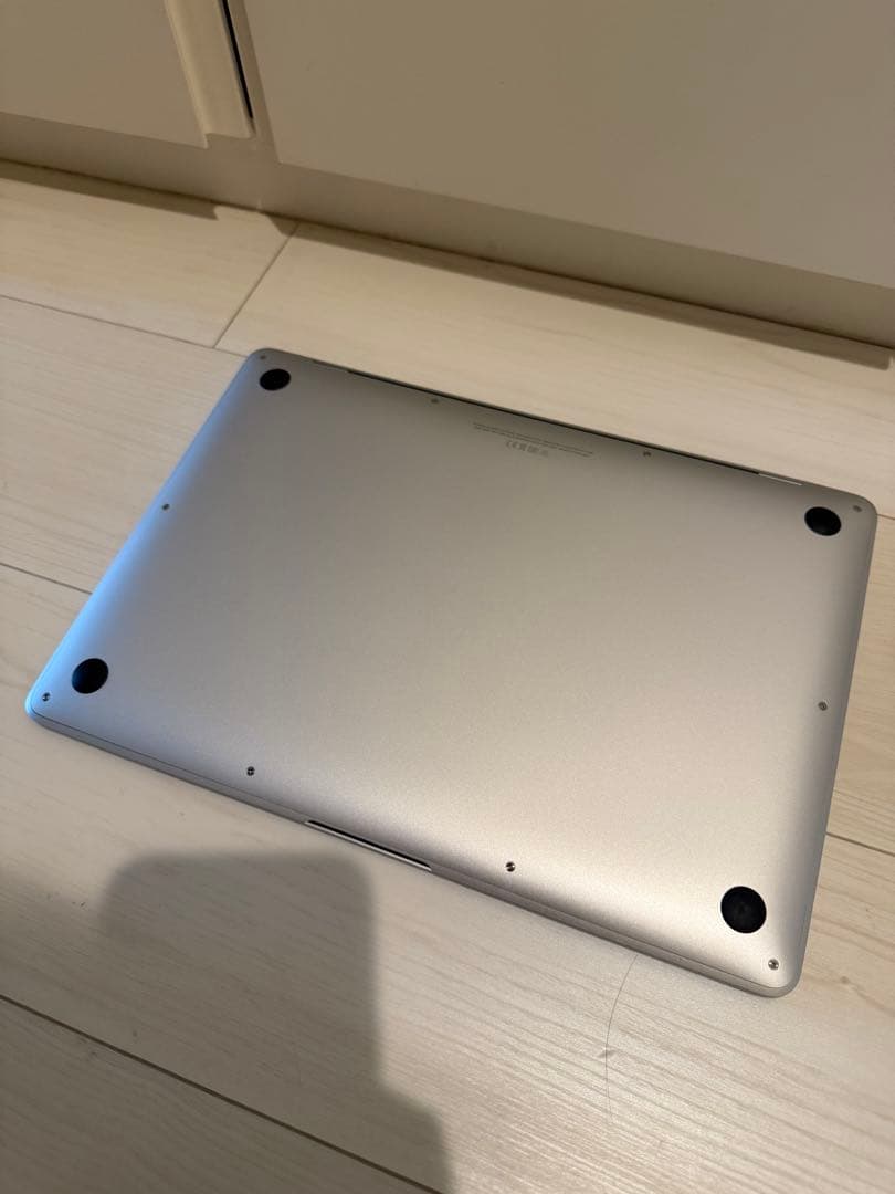 Apple MacBook Air (M1, 2020) 美品 8G/256GB
