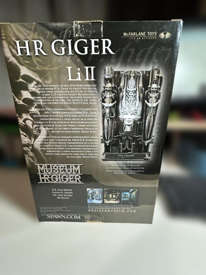 【希少・貴重 塗装済完成品・未開封新品・廃盤品】HRギーガー/LiII