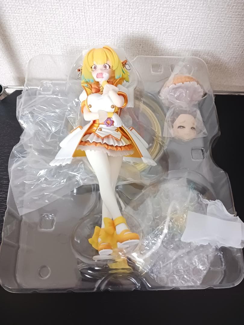 ドリームテック ボンバーガール パイン 1/7 完成品フィギュア