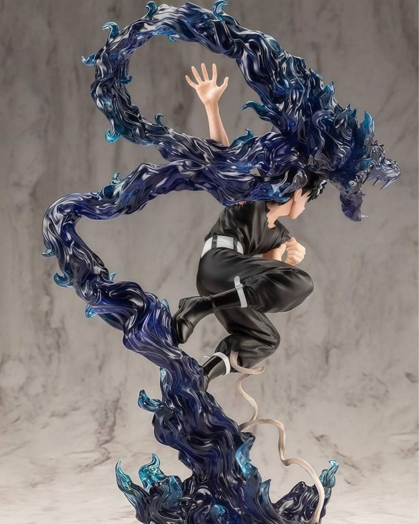 幽遊白書　飛影 高さ24cm 海外フィギュア