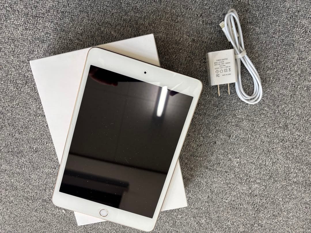 iPad mini4 ゴールド（Wi-Fiモデル・64GB）