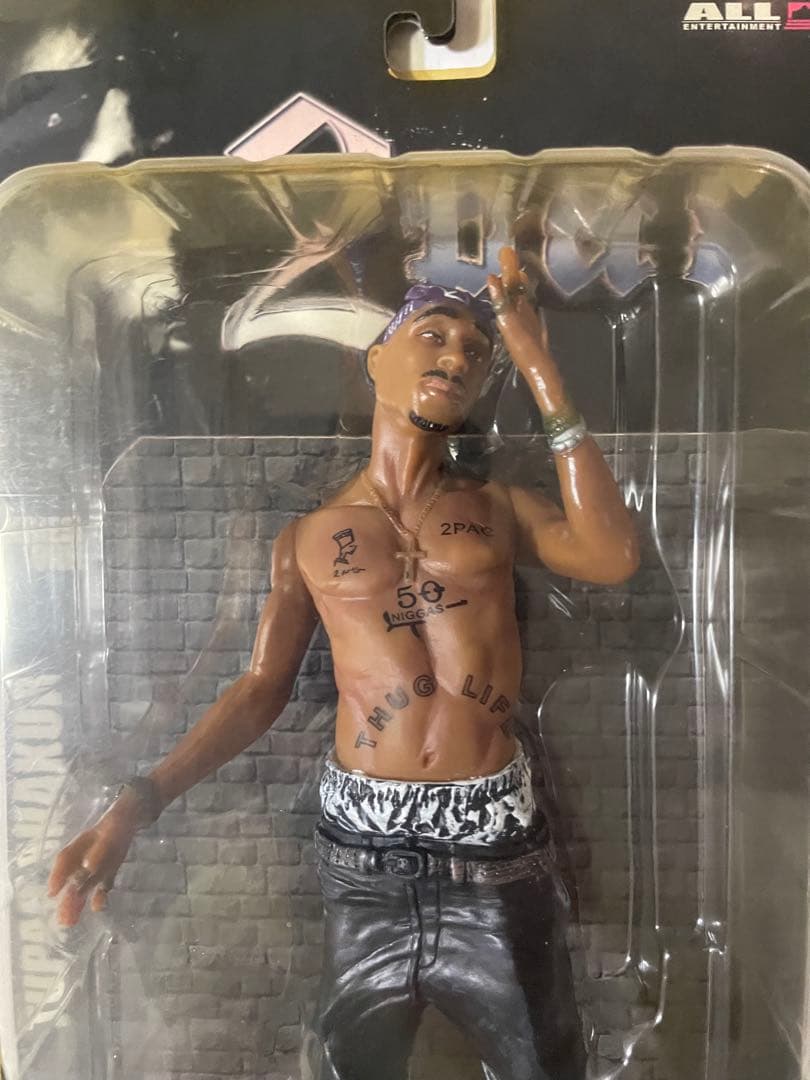 2PAC シャクール 限定フィギュア