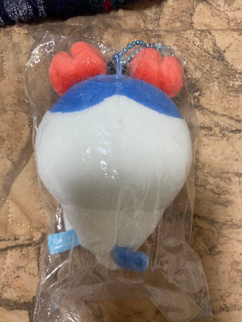 ハチワレ　カニちゃん　古本屋　マスコット