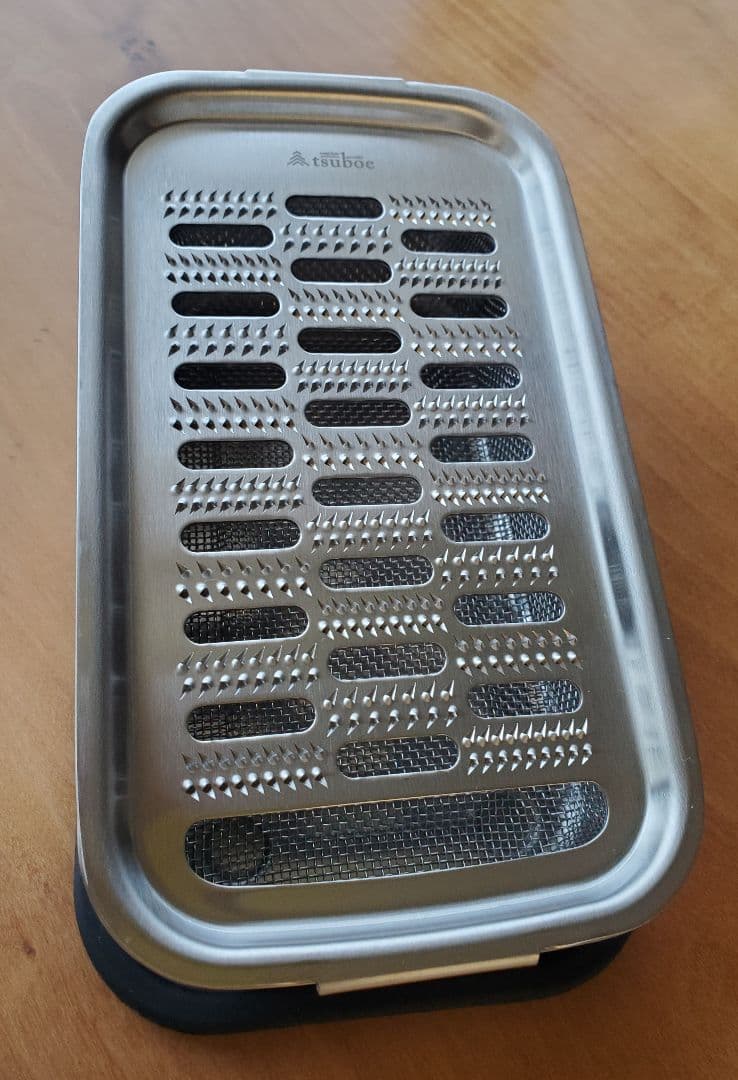 新潟県燕三条・ツボエのおろし金