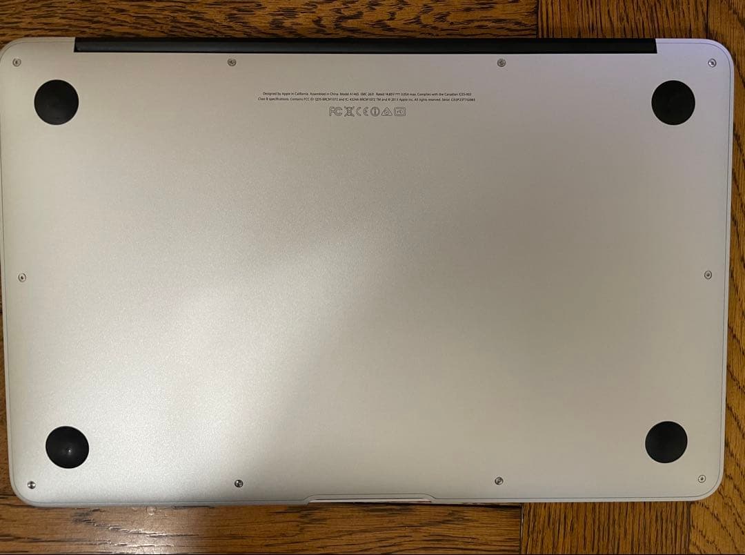 【売り切り】MacBook Air 11インチ Early 2014