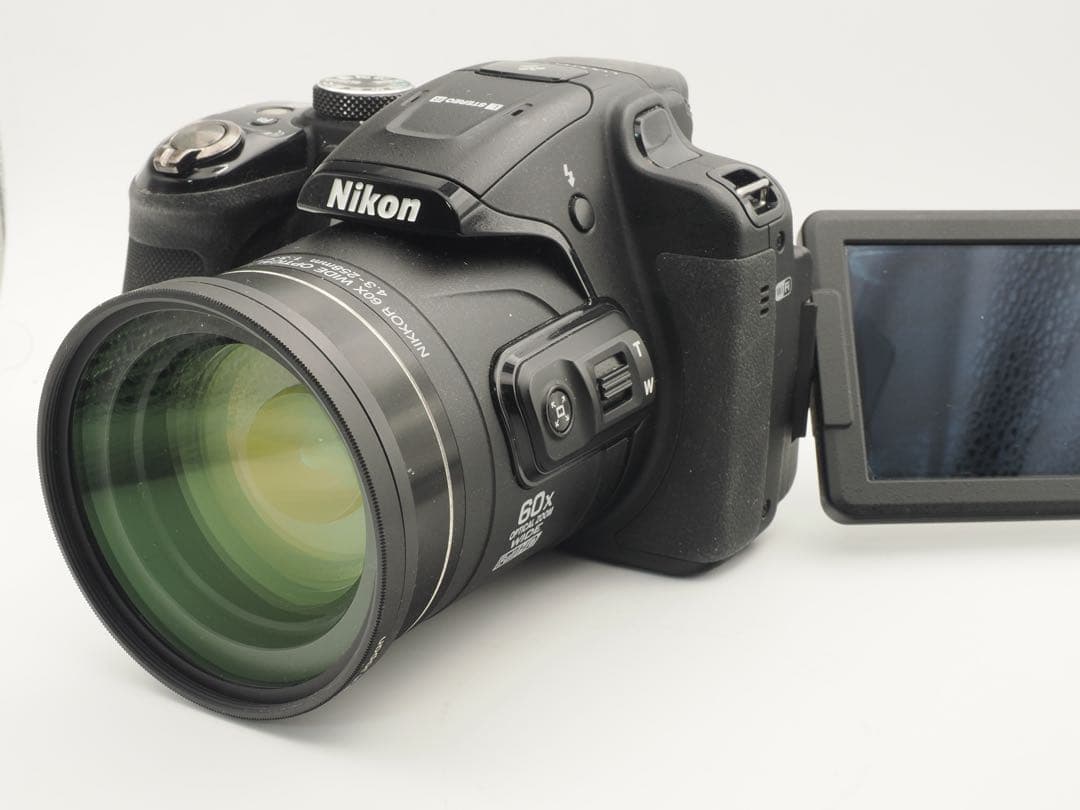 コ*。様 Nikon COOLPIX P610 60倍ズーム　予備バッテリーなど