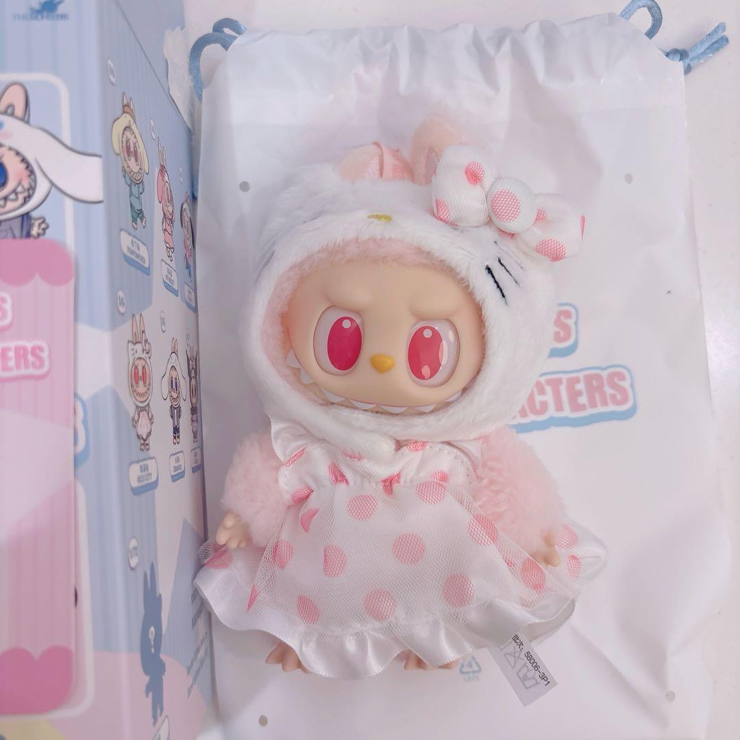 THE MONSTERS × サンリオ ぬいぐるみペンダント ハローキティー