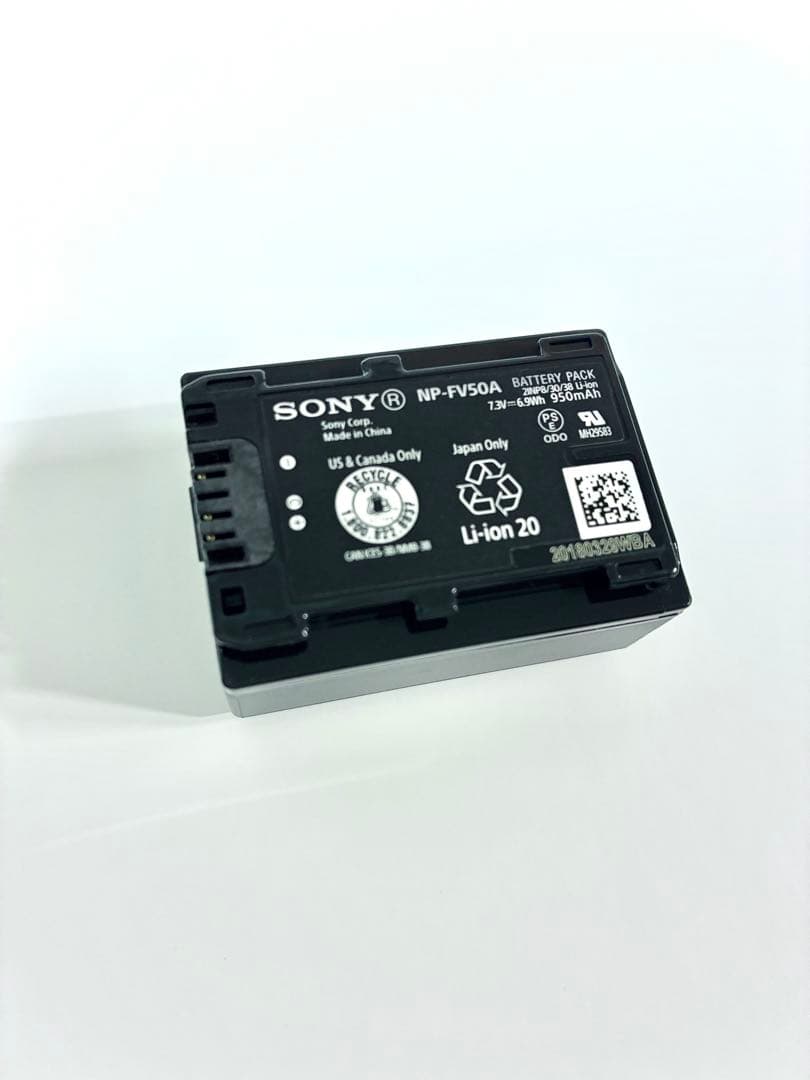 【美品】SONY（ソニー） ビデオカメラ Handycam HDR-CX680