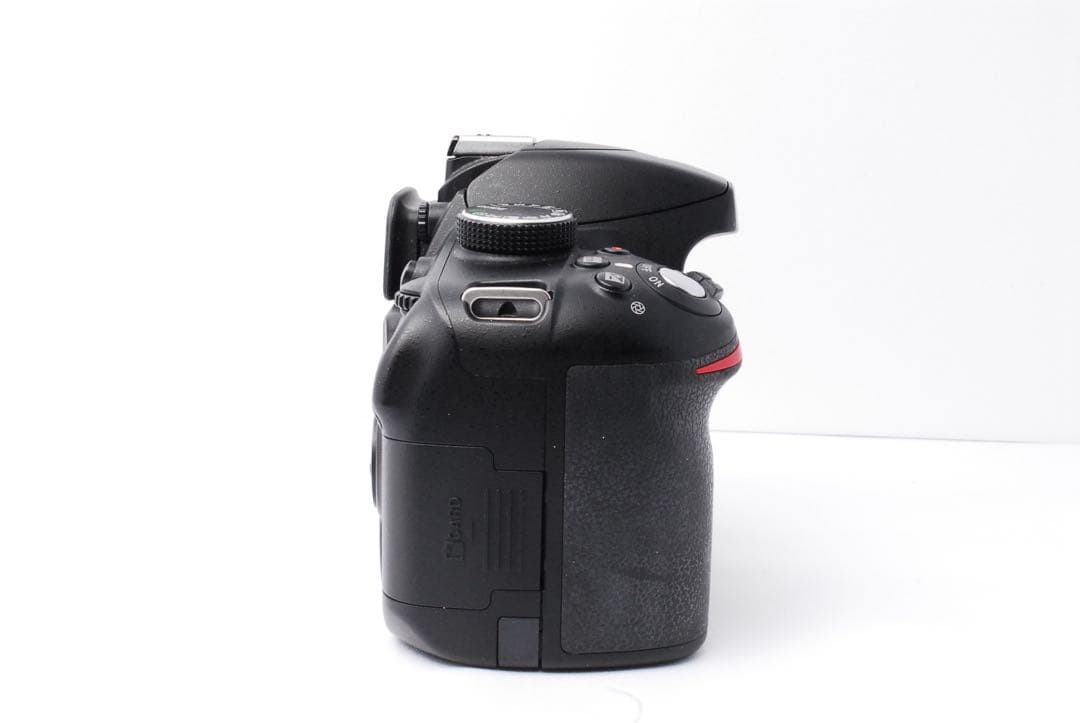 美品❤️Nikon D3200❤️ショット数少スマホ転送✨一眼レフカメラ
