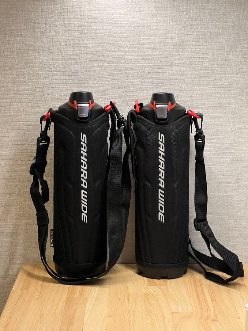 TIGERステンレス 水筒2本セット・ケース付き
