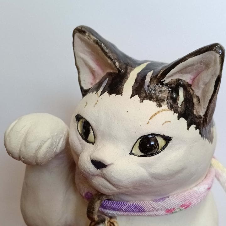 招き猫　作家　新品　おかっぱ猫　陶器　縁起物　置物