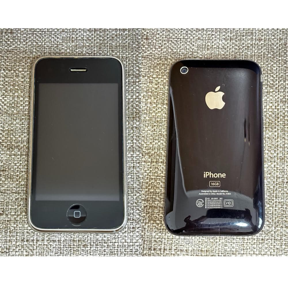 【動作品】希少 iPhone 3GS ブラック 16GB 付属品一式 美品