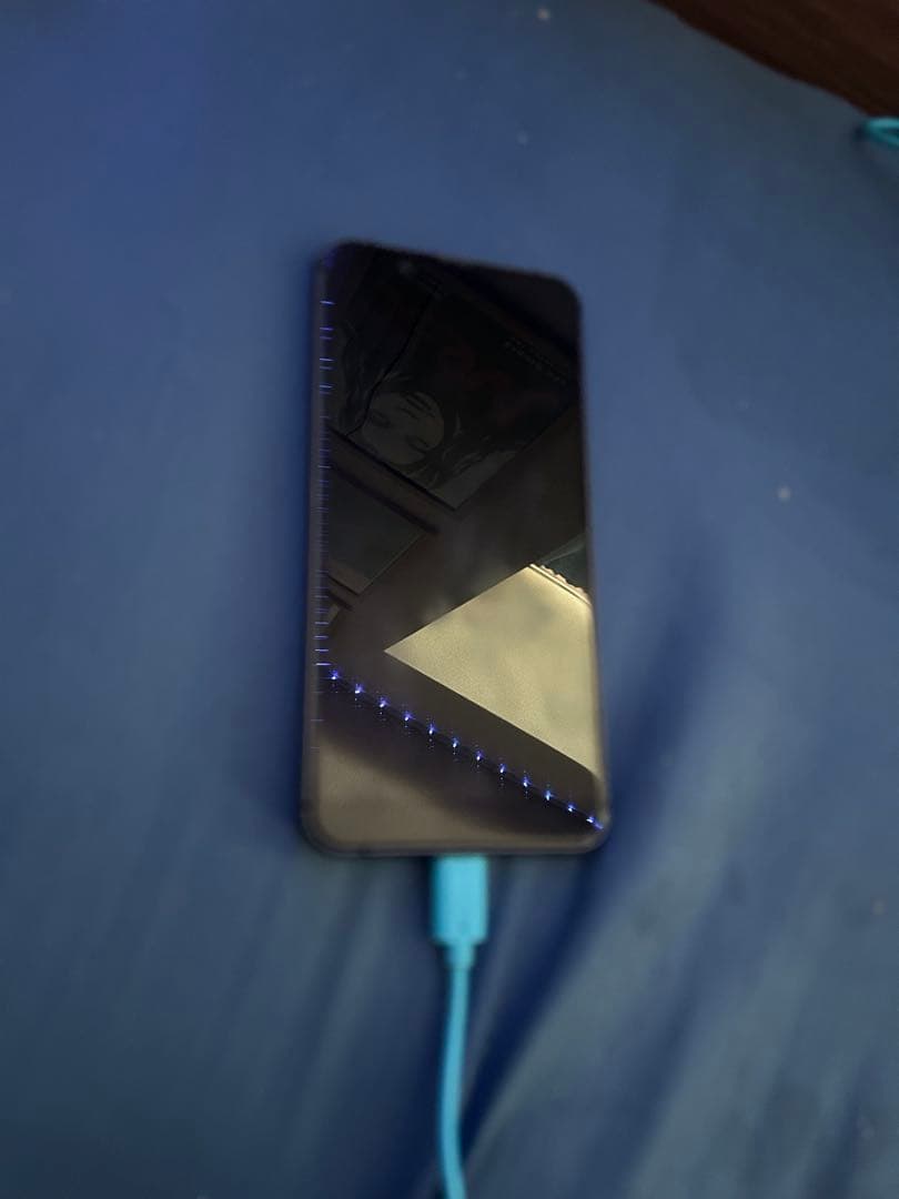 SHARP AQUOS SHV48 Android スマートフォン