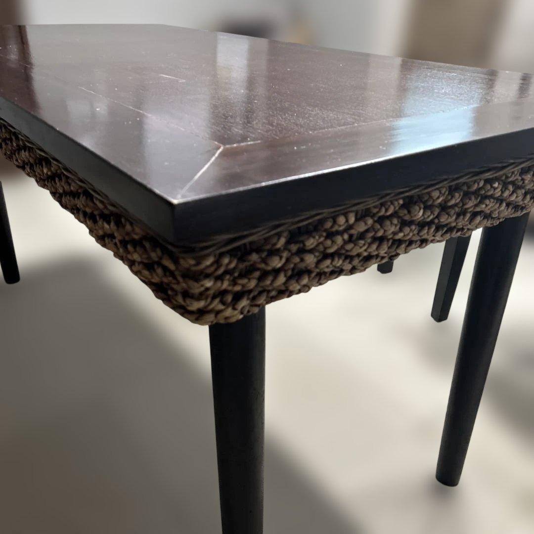 ウォーターヒヤシンス　ダイニングテーブル