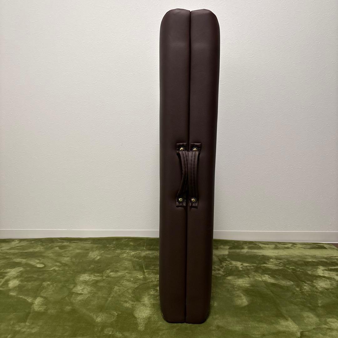 ブラウン 軽量木製折りたたみマッサージベッド(有孔)