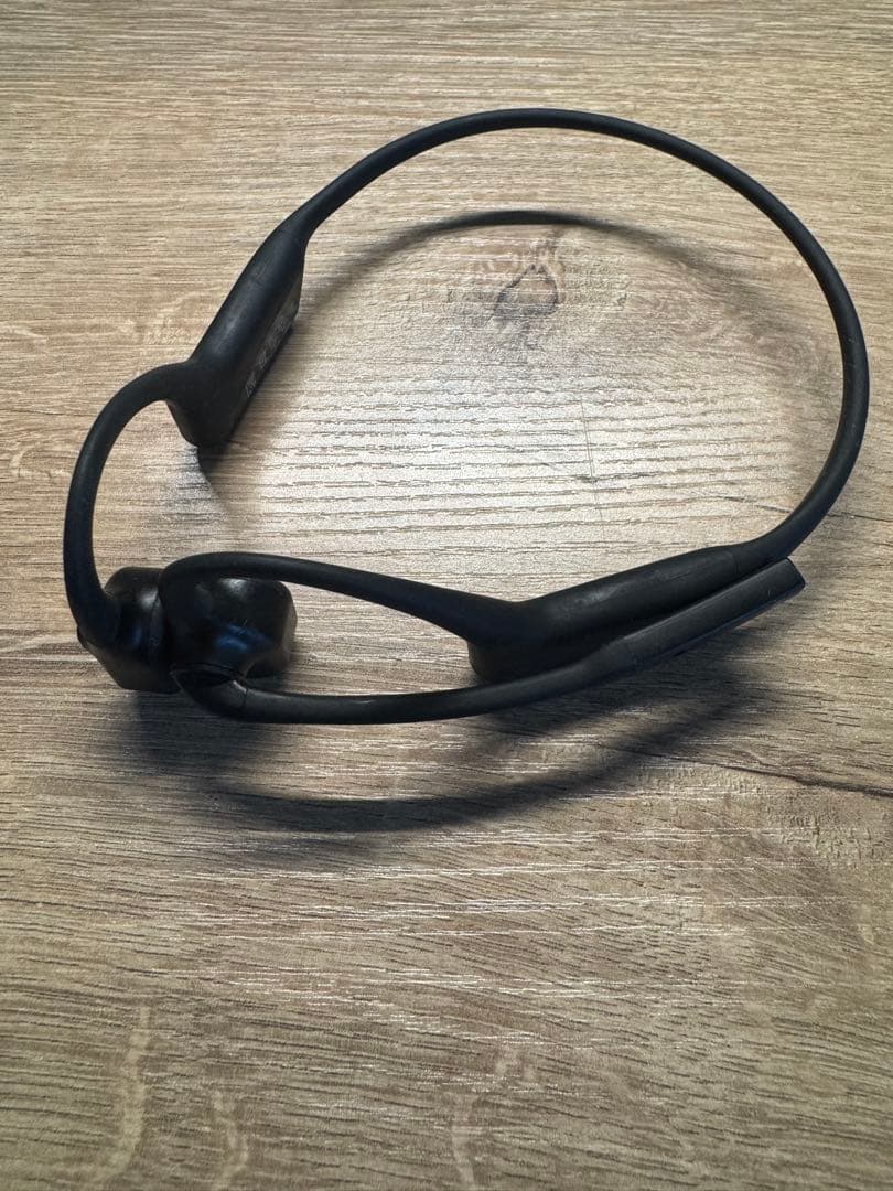 【専用ケース付外箱なし】Shokz OpenComm 　骨伝導