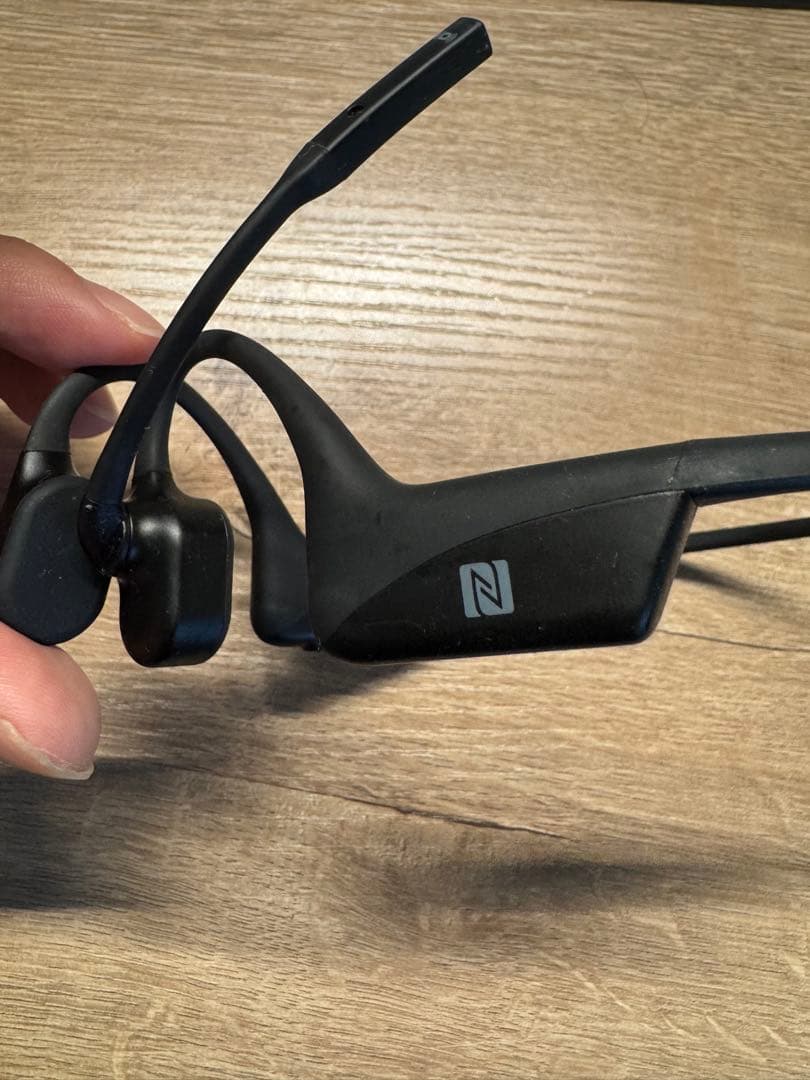 【専用ケース付外箱なし】Shokz OpenComm 　骨伝導