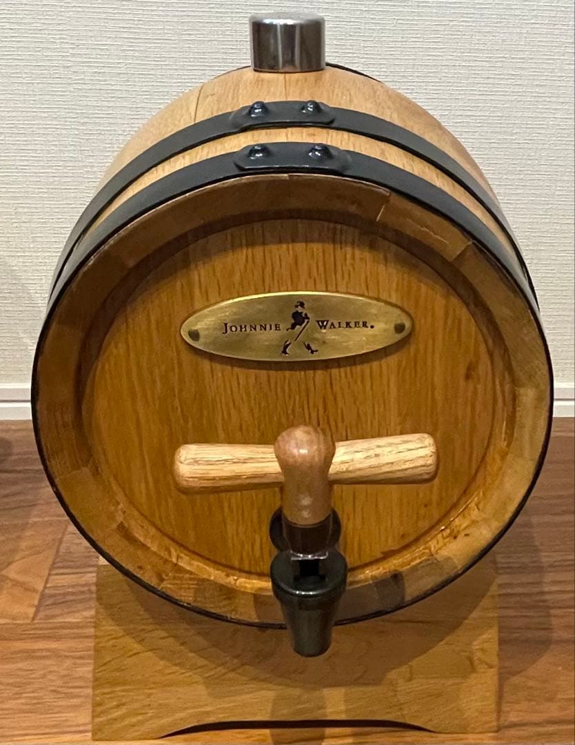 Johnnie Walker 木製樽型置物 中型