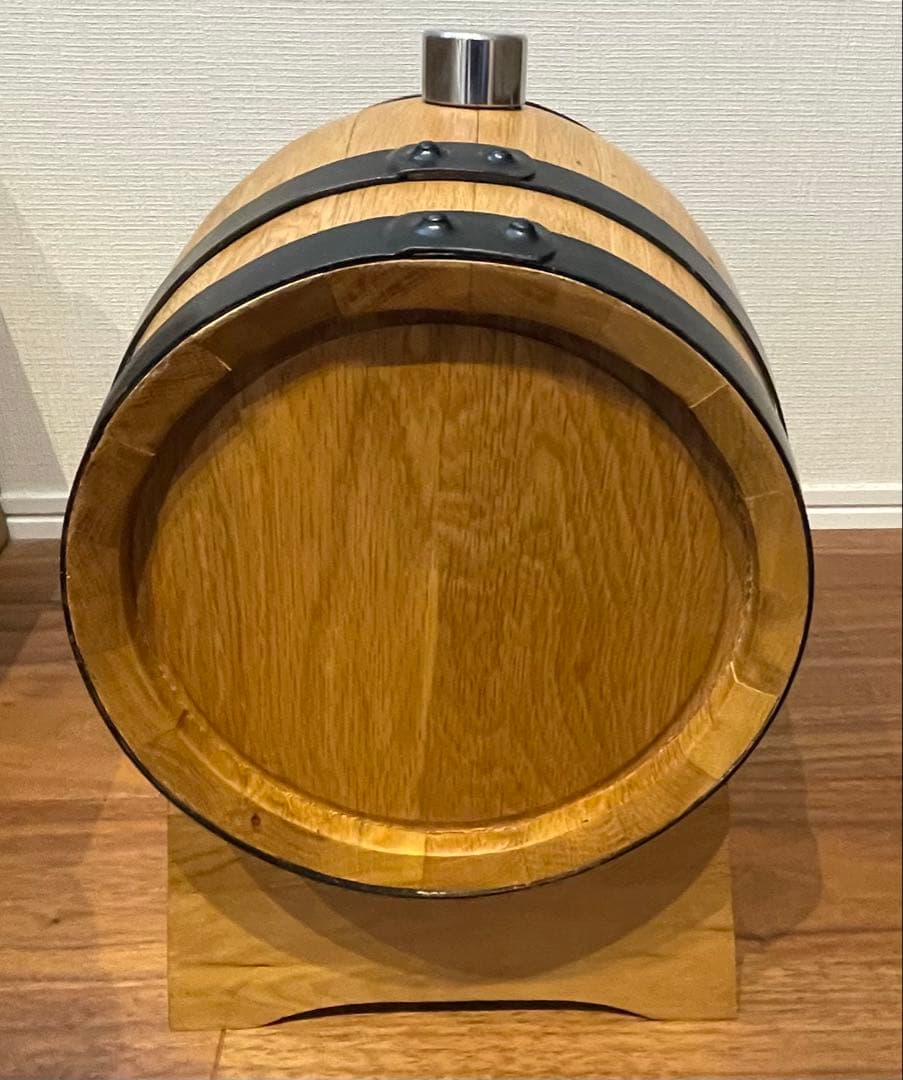 Johnnie Walker 木製樽型置物 中型