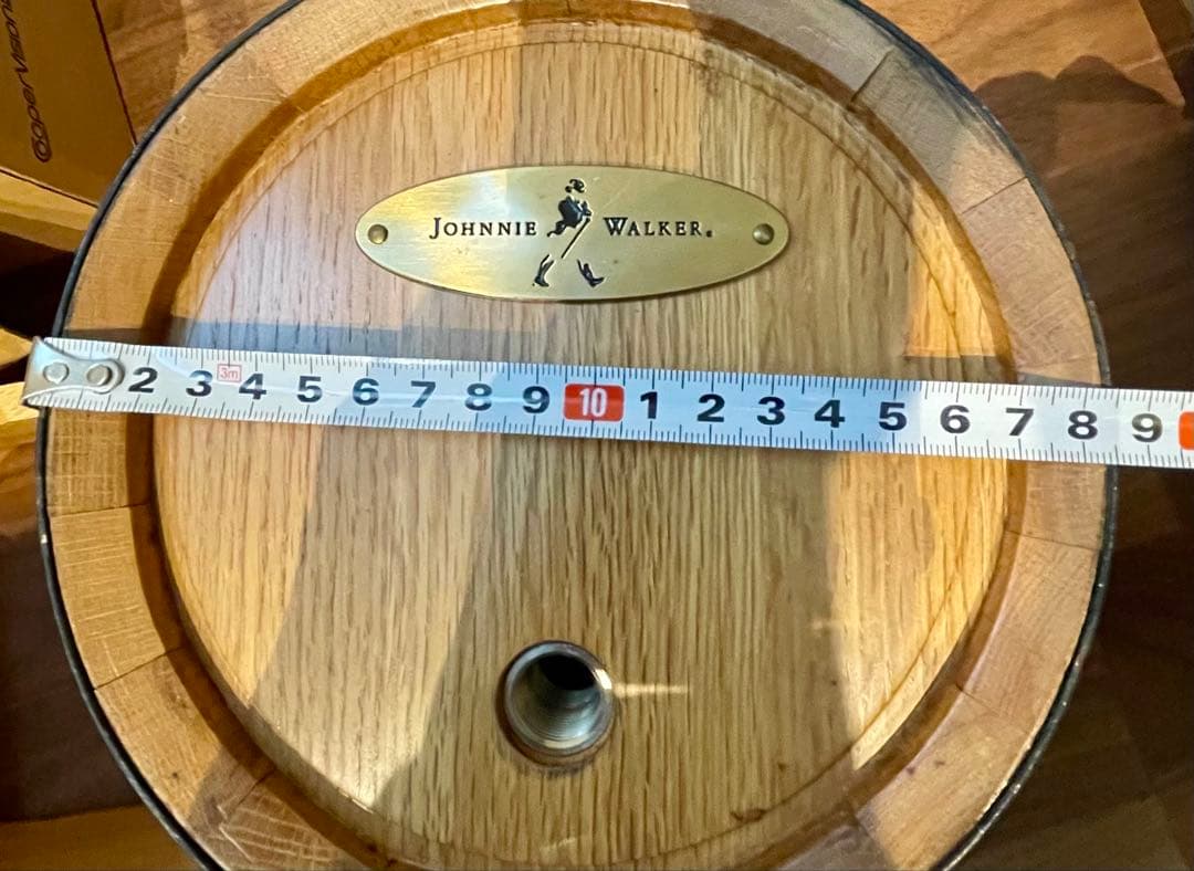 Johnnie Walker 木製樽型置物 中型