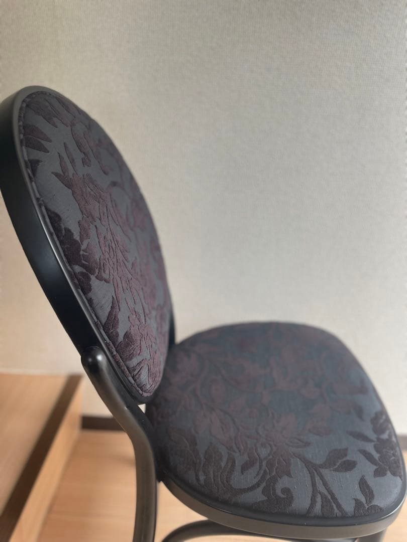 美品　IDC大塚家具　秋田木工製　クラシックデザイン　椅子　曲木