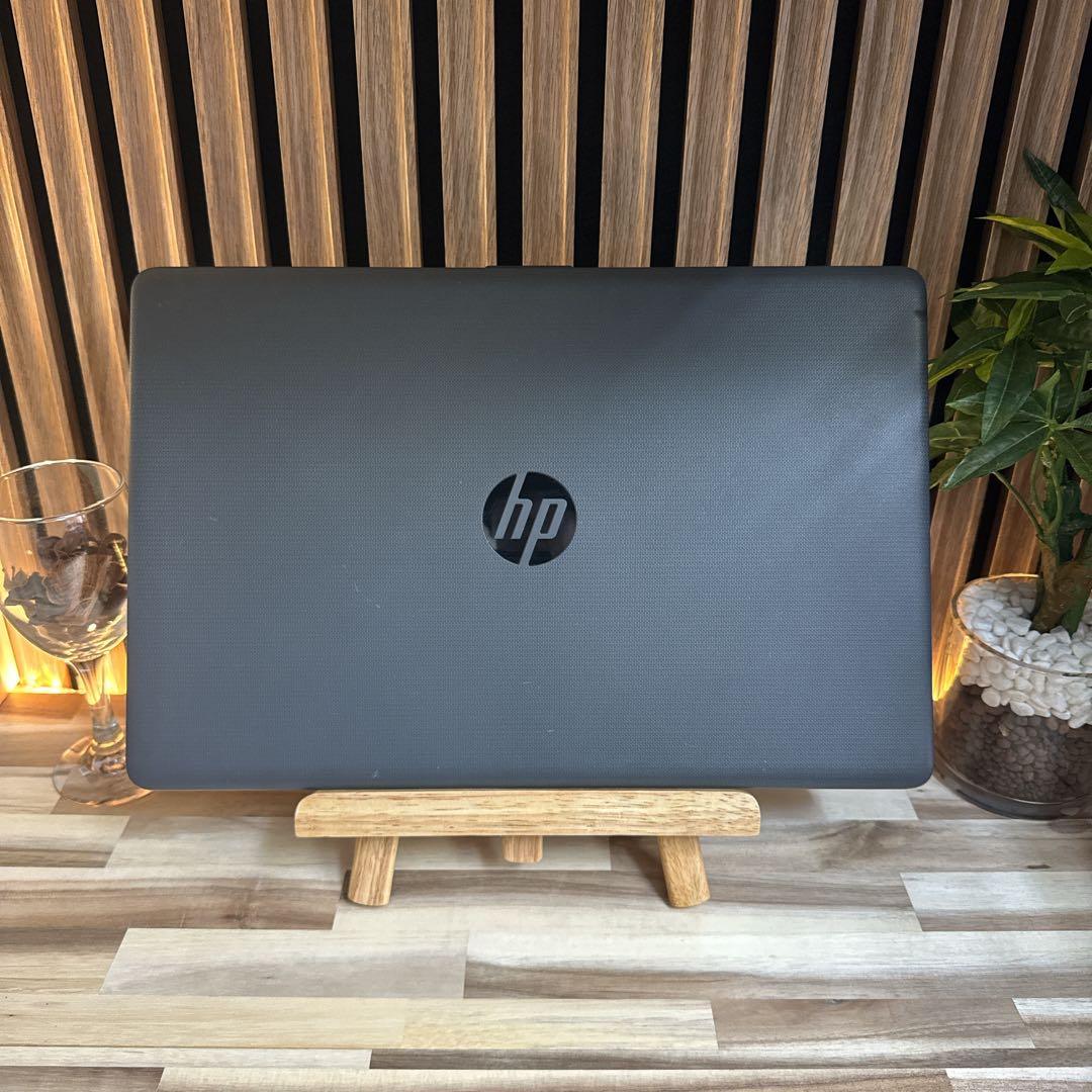おすすめ‼️HP 250 G7☘️15.6インチ☘️大型液晶☘️ノートパソコン☘️人気