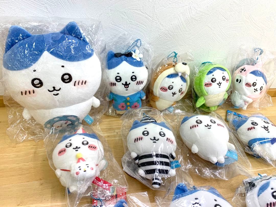 ご当地ちいかわ　ハチワレまとめ売り　12点