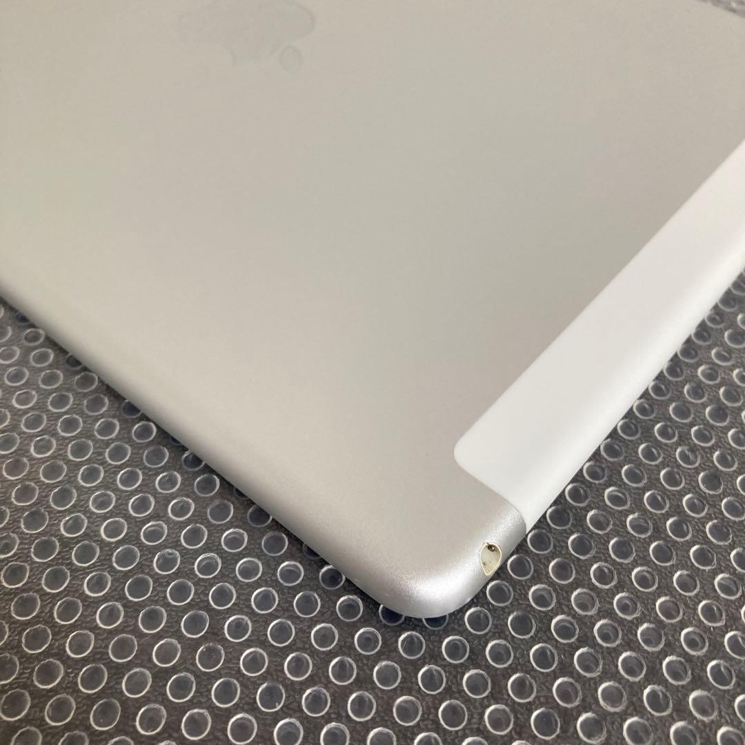 2882【早い者勝ち】電池最良好☆iPad Air2 第2世代 16GB au☆