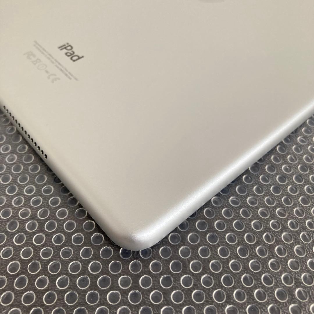 2882【早い者勝ち】電池最良好☆iPad Air2 第2世代 16GB au☆