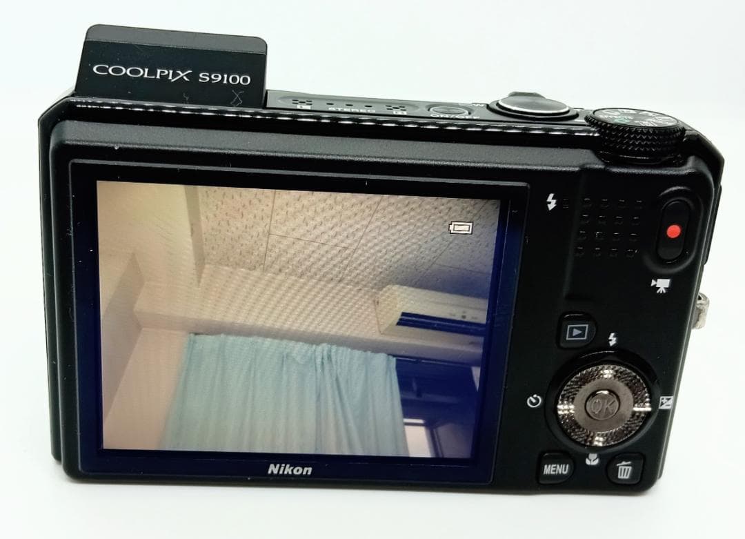 NikonCoolpix S910012.1Mp18x Zoom 黒充電器付き