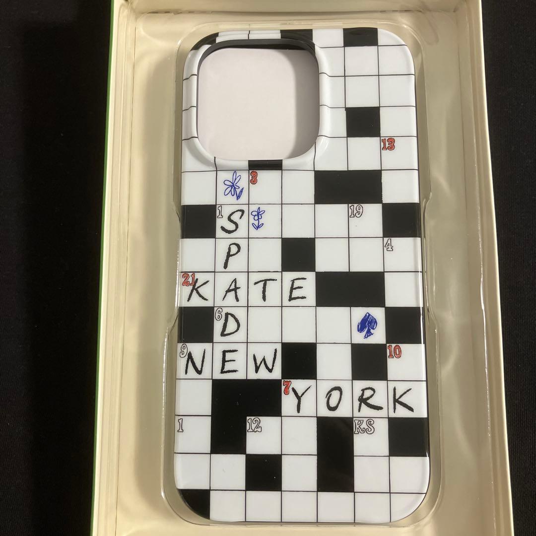 新品　未使用　iPhone16proケース　クロスワードパズル　ゲーム