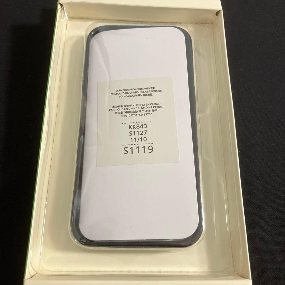 新品　未使用　iPhone16proケース　クロスワードパズル　ゲーム