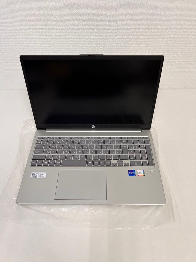 HP Laptop 15-fd0043TU /Core i7 /メモリ16G