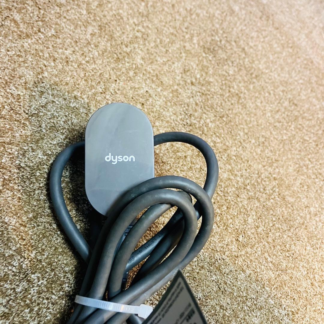 Dyson Supersonic ヘアドライヤー HD01 ピンク