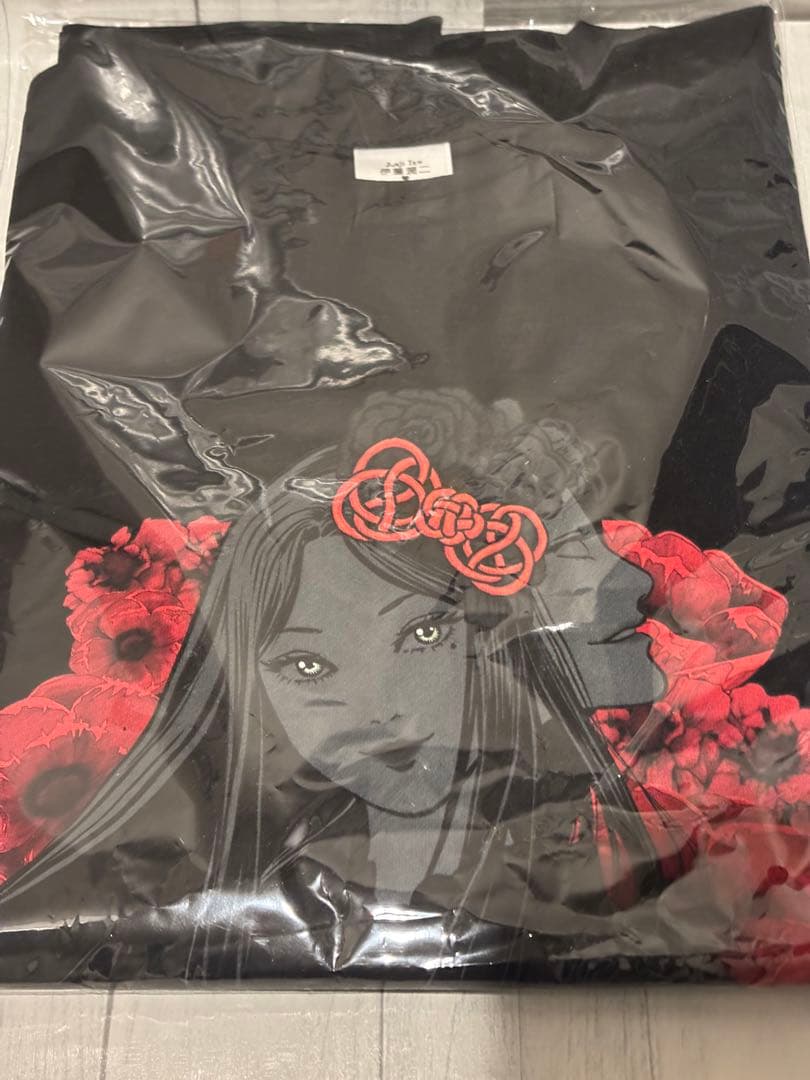 伊藤潤二×サンリオキャラクターズ 富江　Tシャツ　XLサイズ　着物