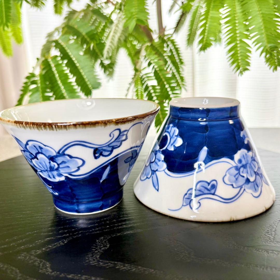 568茶碗　2個セット　ボタン唐草　赤　飯碗　夫婦茶碗　ペア　日本製　富士山