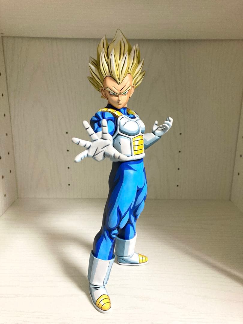 ドラゴンボール フィギュア リペイント 超サイヤ人 ベジータ 二次元彩色