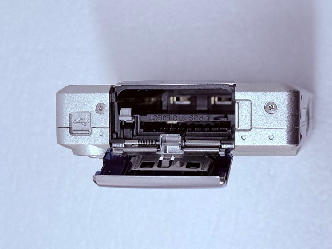 Konica Minolta DiMAGE Xg 動作確認済 スクエアデザイン