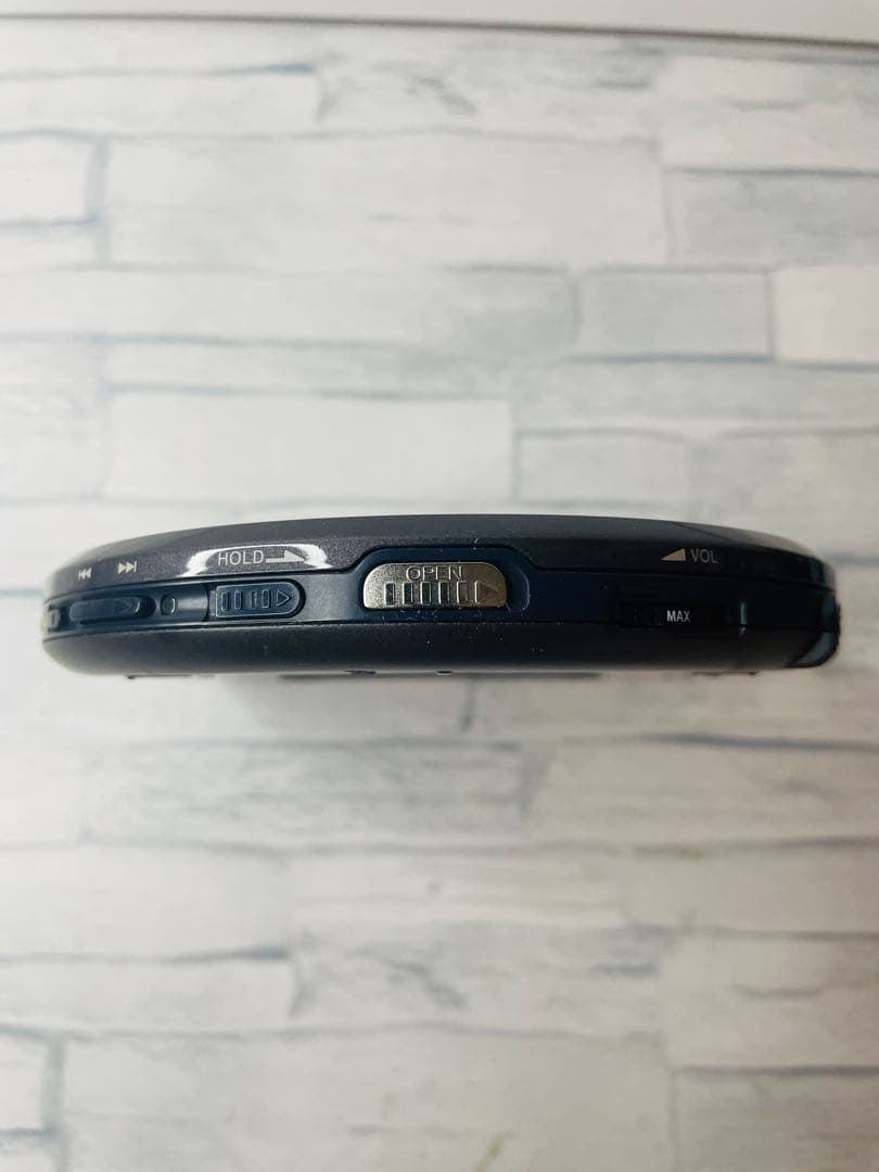 ジャンク　SONY Discman D-777 ポータブルCDプレーヤー