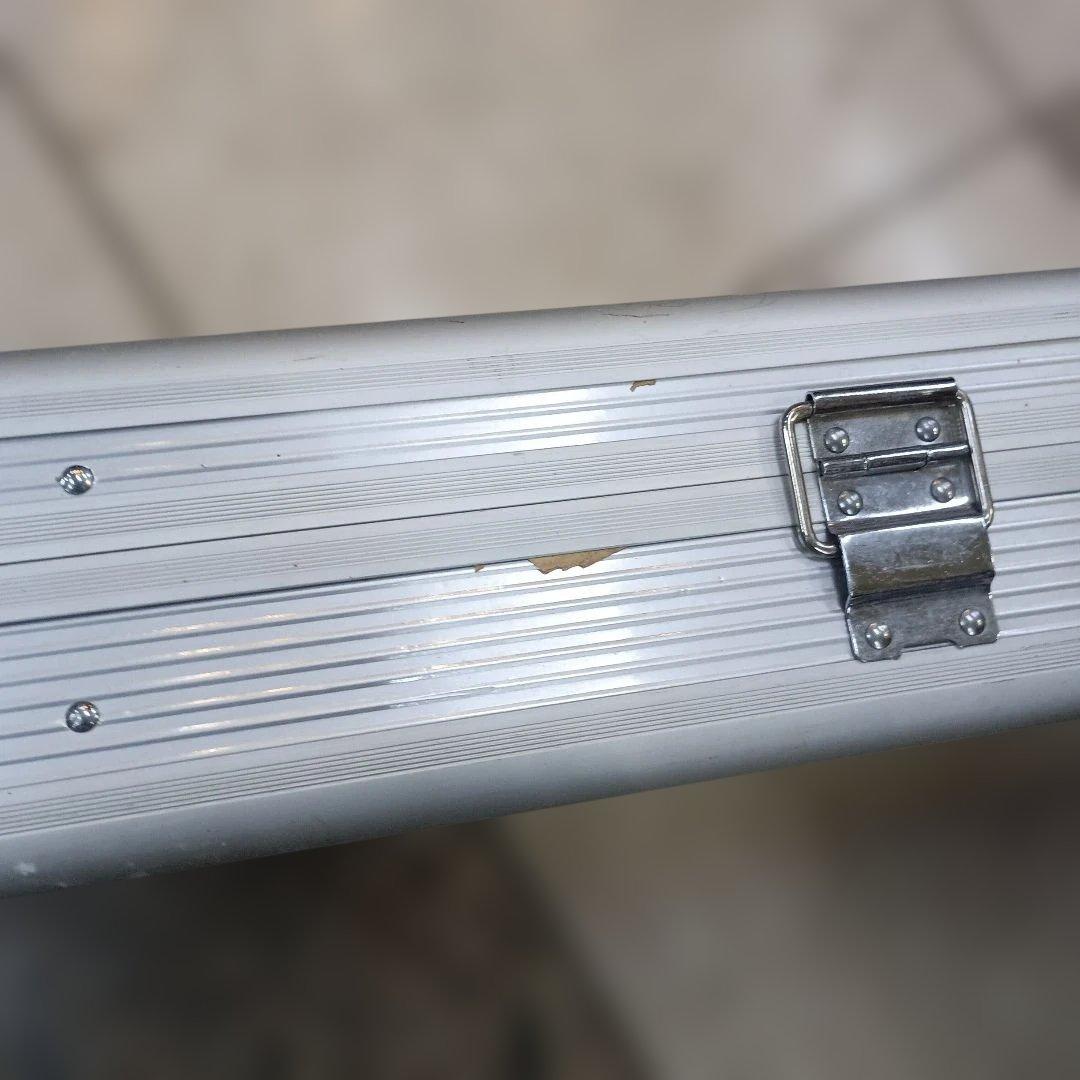 k*a様 4593)アルミケースロング１２４ｃｍ　ガンケース　ツールボックス　ロ