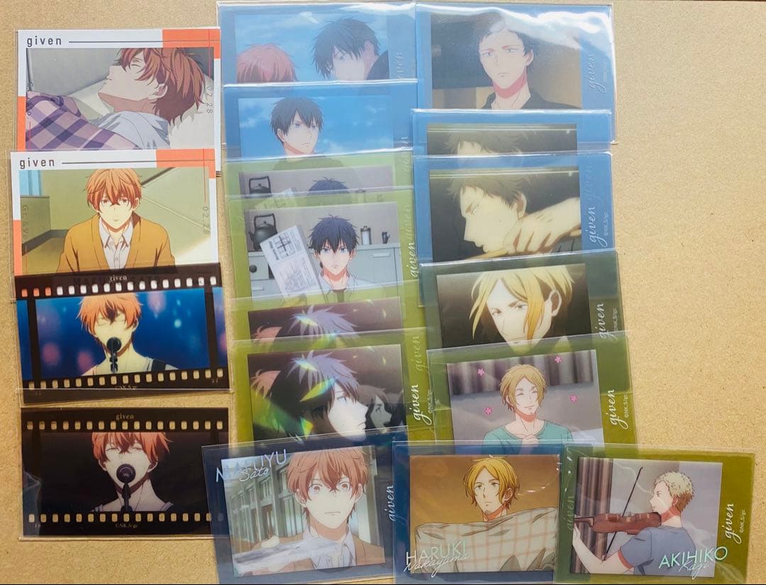 ギヴン 香港 限定映画特典 他グッズまとめ売り