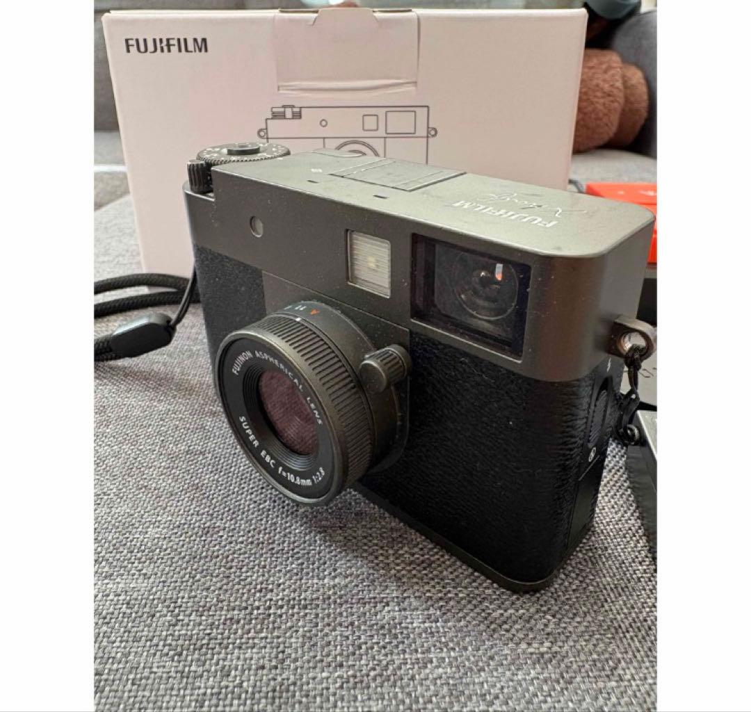 デジタルカメラ FUJIFILM Xhalf
