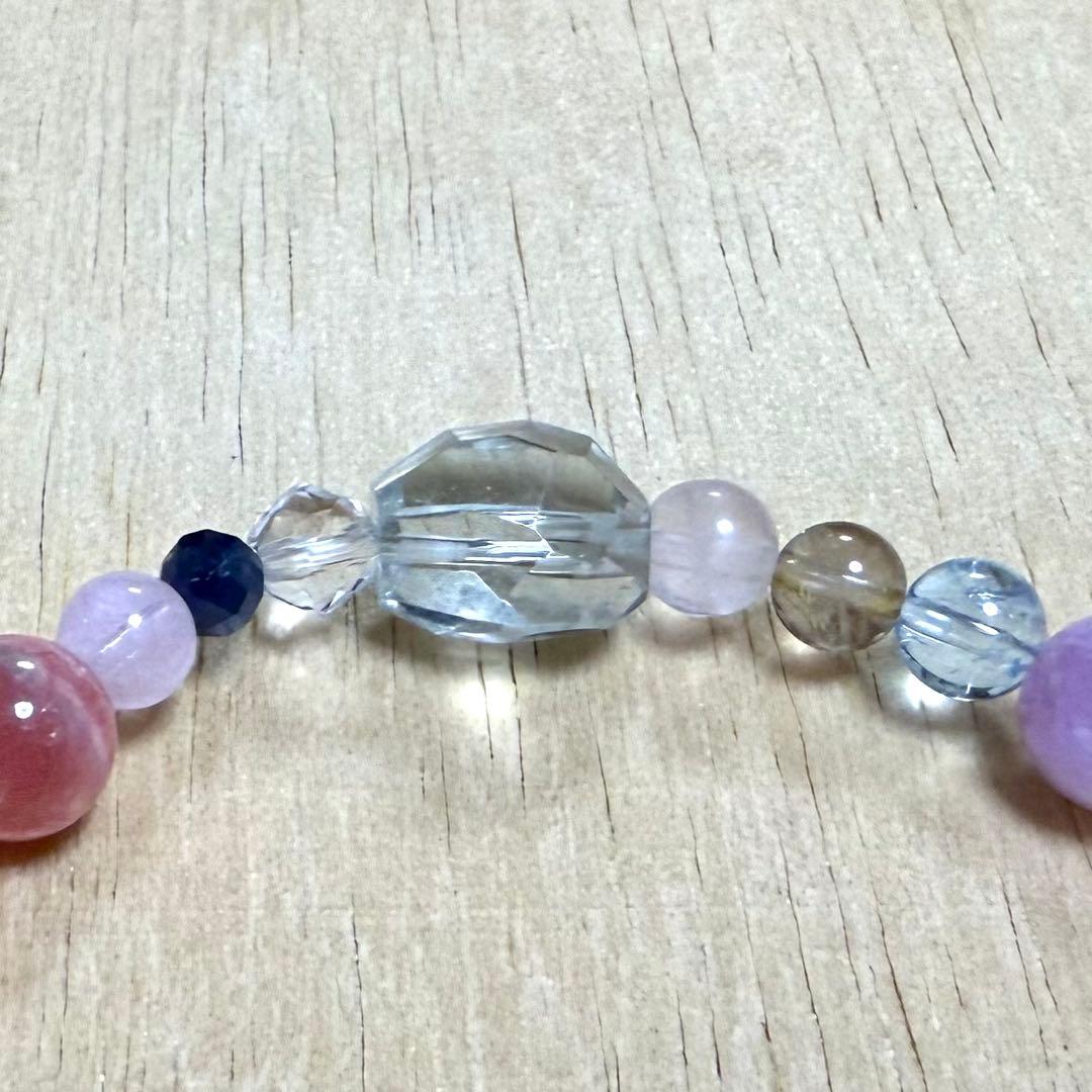 天然石（エレスチャルアメジスト、グリーンアメジスト、ブルートパーズ等）ブレス