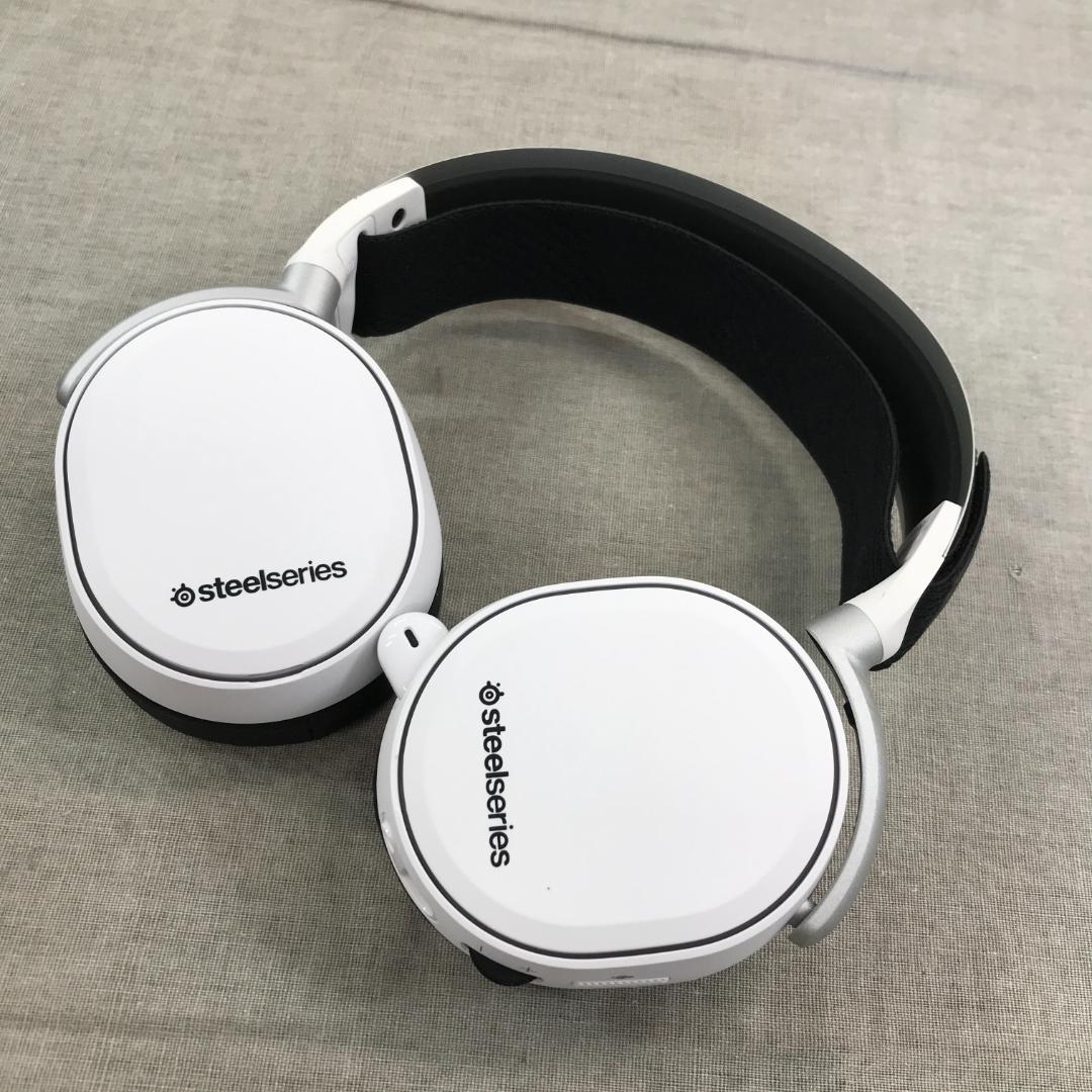 ヘッドホン SteelSeries Arctis Pro + Game DAC