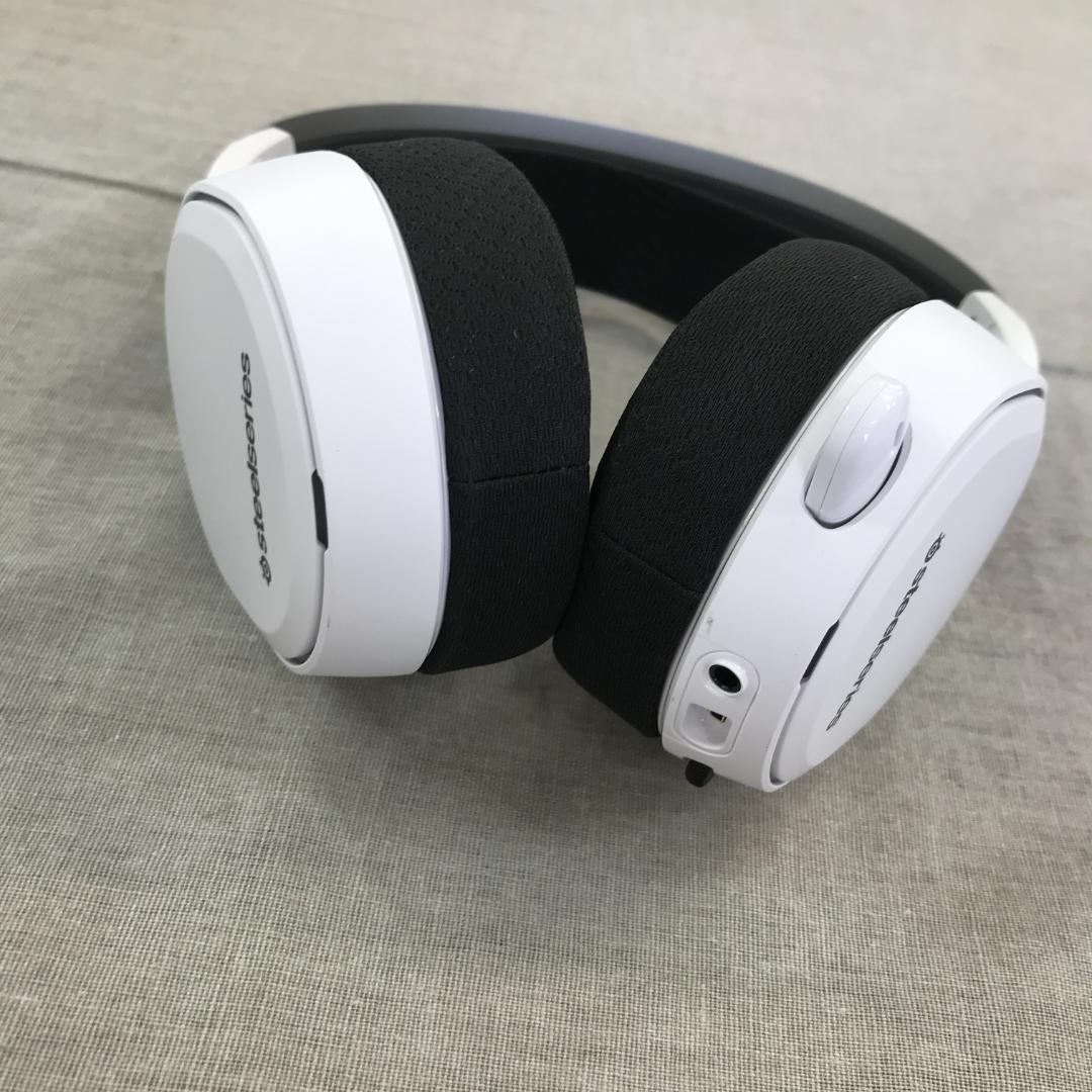 ヘッドホン SteelSeries Arctis Pro + Game DAC