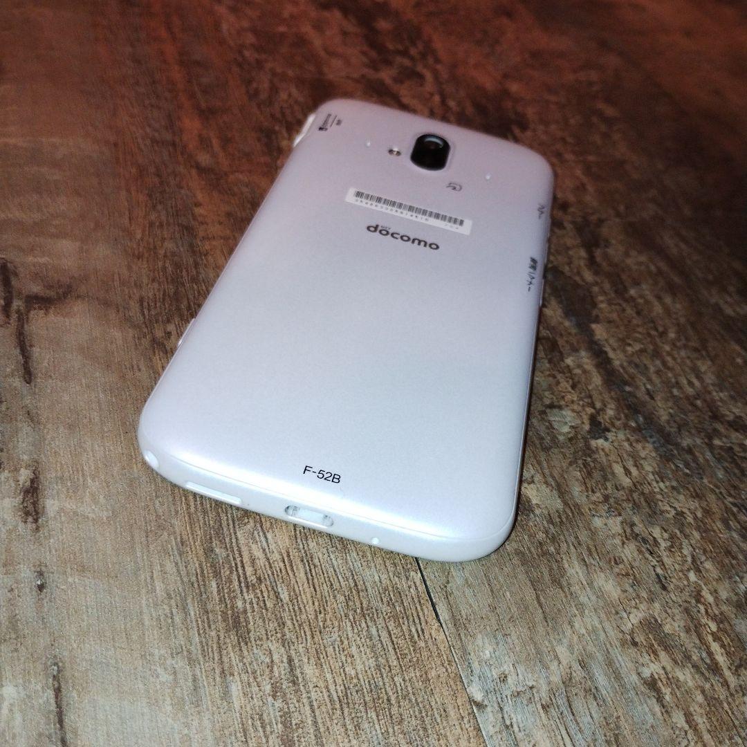 美品 5G対応 シムフリー F-52B らくらくスマートフォン　有機EL